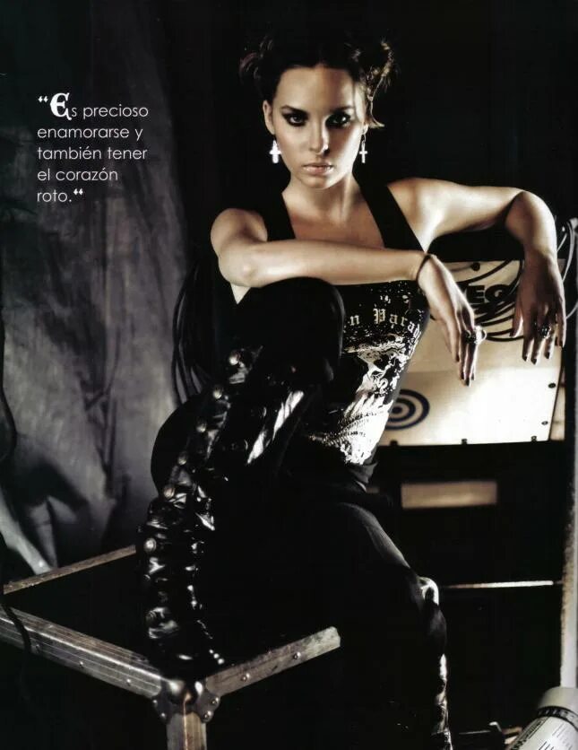 Bely milady. Belinda owino. Altea belinda. Belinda. Sophie belinda jonas.