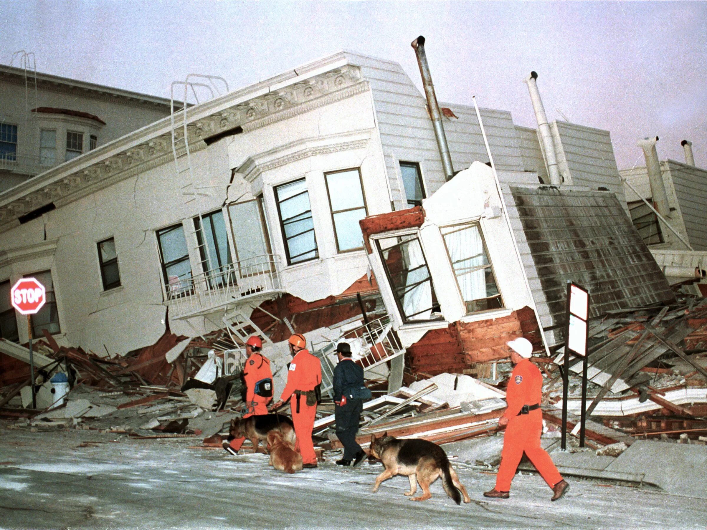 San Francisco earthquake 1989. Землетрясение в Сан-Франциско в 1989 году. Землетрясение лома-приета. Землетрясение в Калифорнии лома-приета 1989.