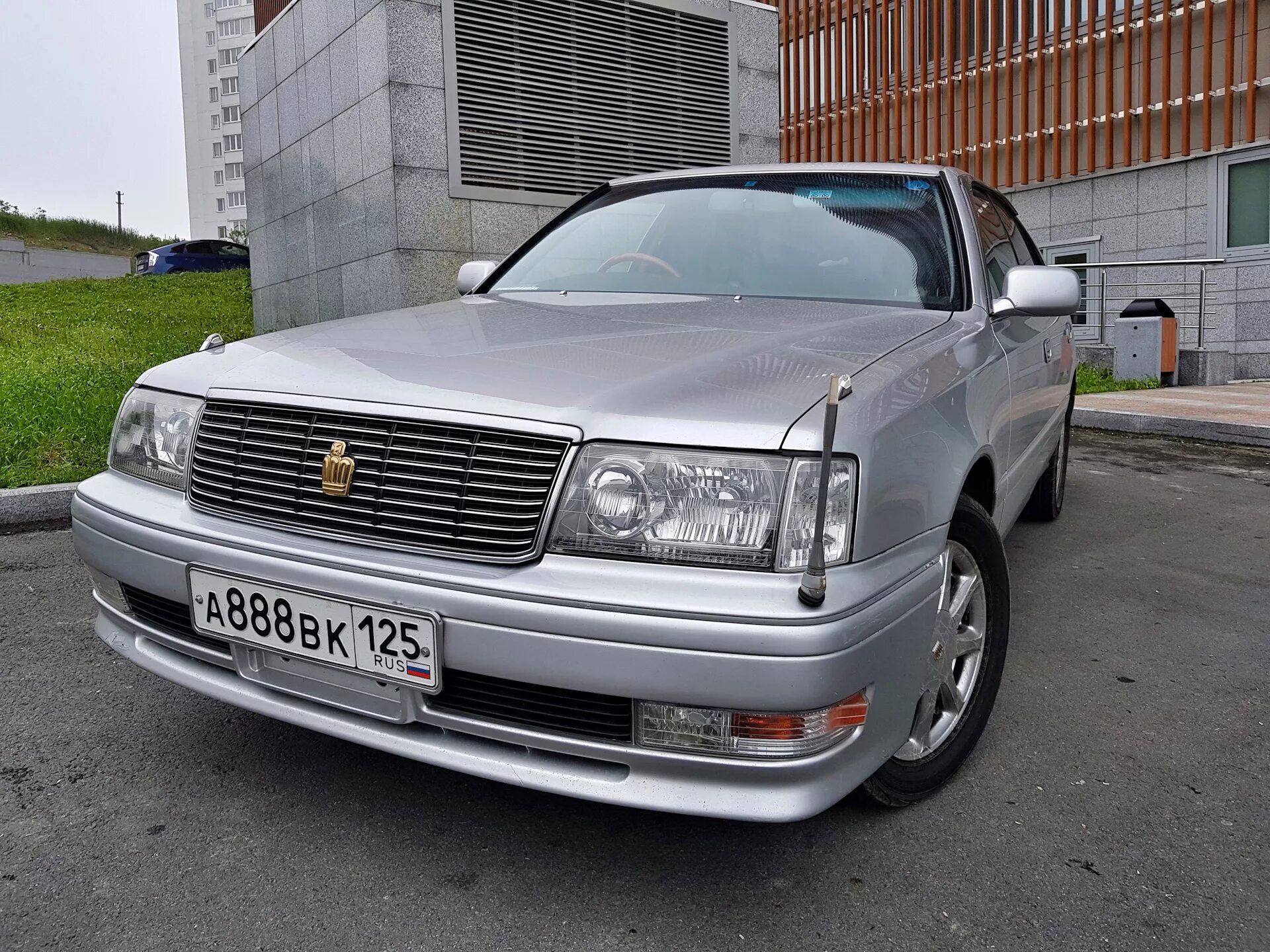 Зе кроун. Toyota Crown 1998 s150. Тойота Краун 150. Краун 151 кузов. Toyota Crown 150 кузов.