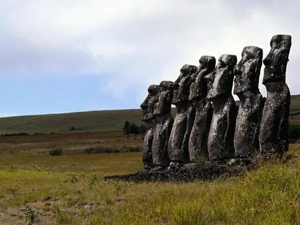 Фетишизм - она из самых ранних форм древней кул ьтуры Easter Island Moai