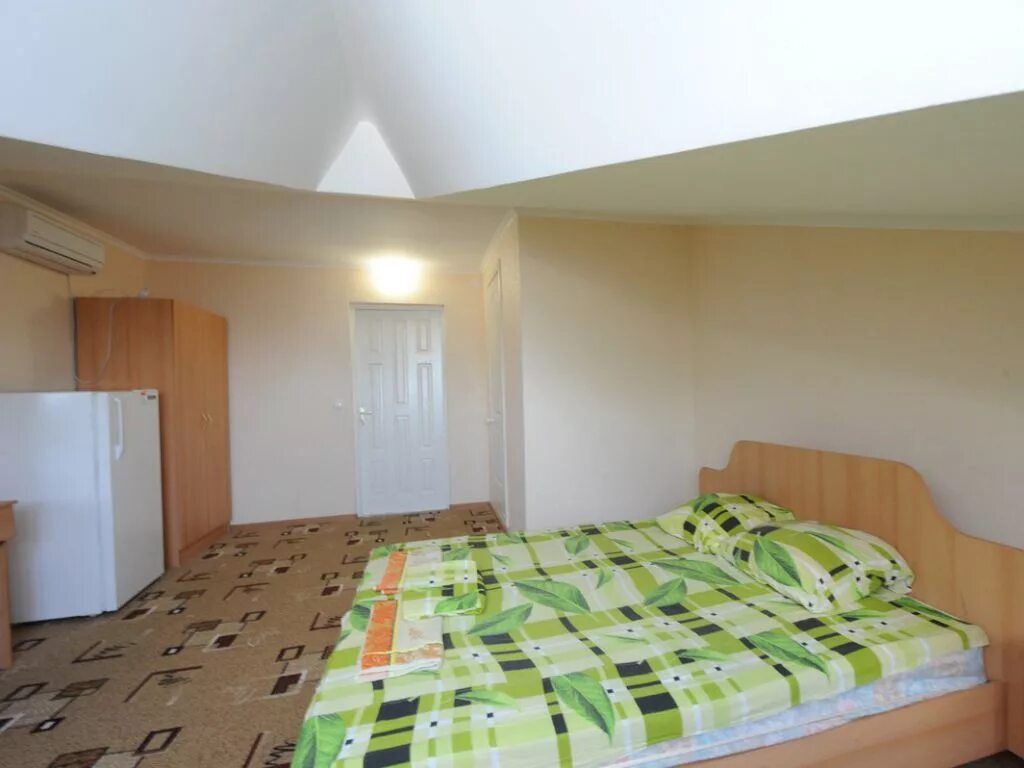 лазурная плюс отель в лазаревском. лазурная сочи гостиный дом 20. омега плюс 3* лазаревское, сочи,. лазаревское ул моряков. лазурная плюс лазаревское.