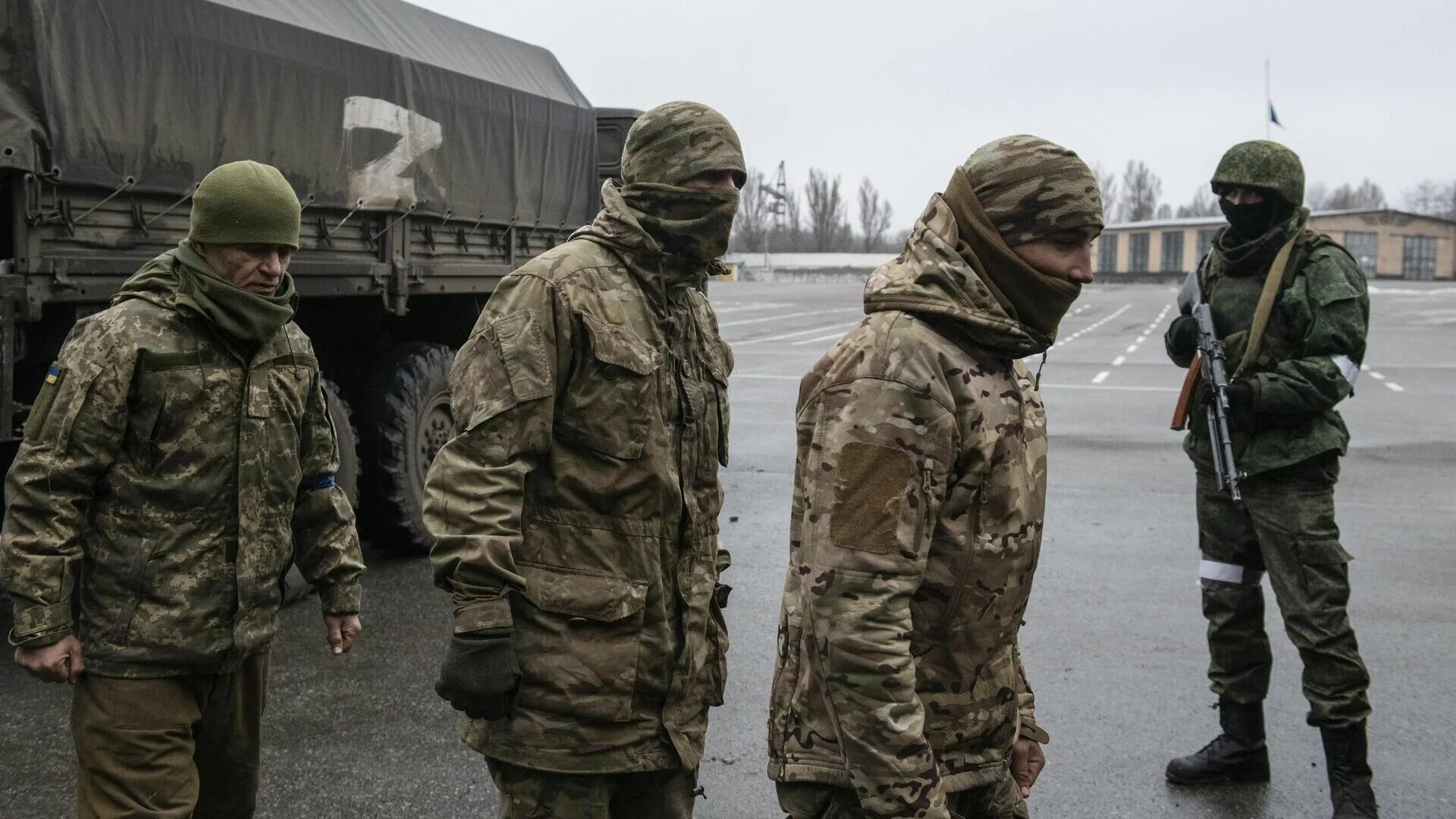 Украинская армия. Русские солдаты на Украине. Обмен пленными на Украине.