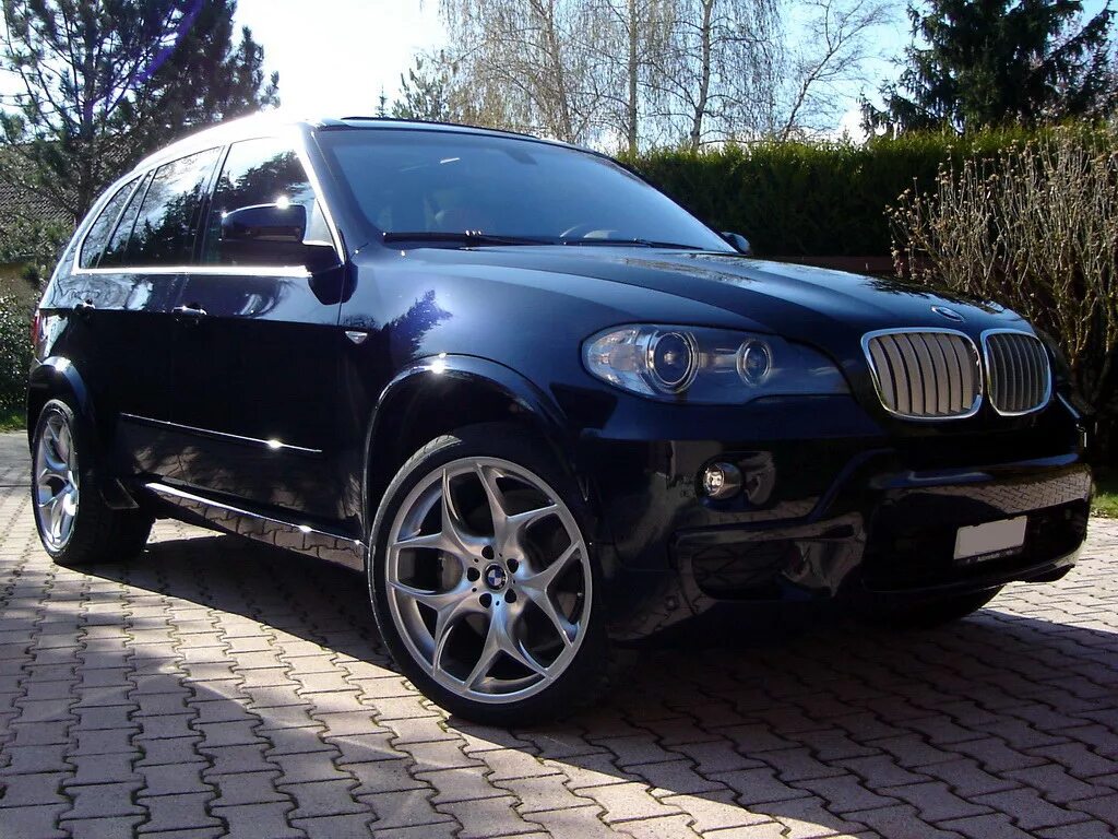 Шины бмв х5 е53. BMW e53 215 стиль. 215 Стиль БМВ е70. BMW x5 e70 259 стиль. R21 BMW 215 стиль x6.