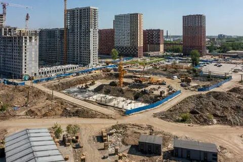 Космонавтов постройка