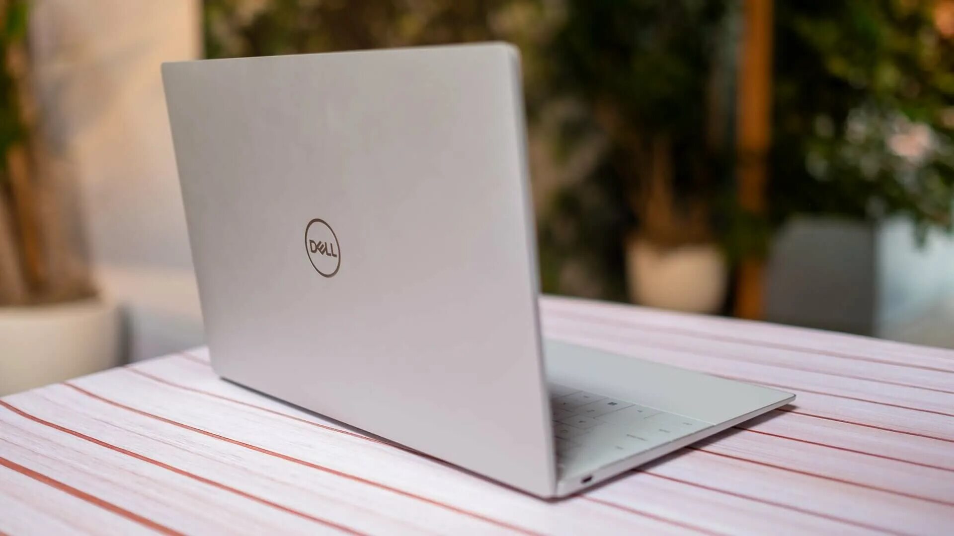 Dell xps 13 plus. Dell XPS 13 PLUSWHITE. Dell XPS 13 Plus купить.
