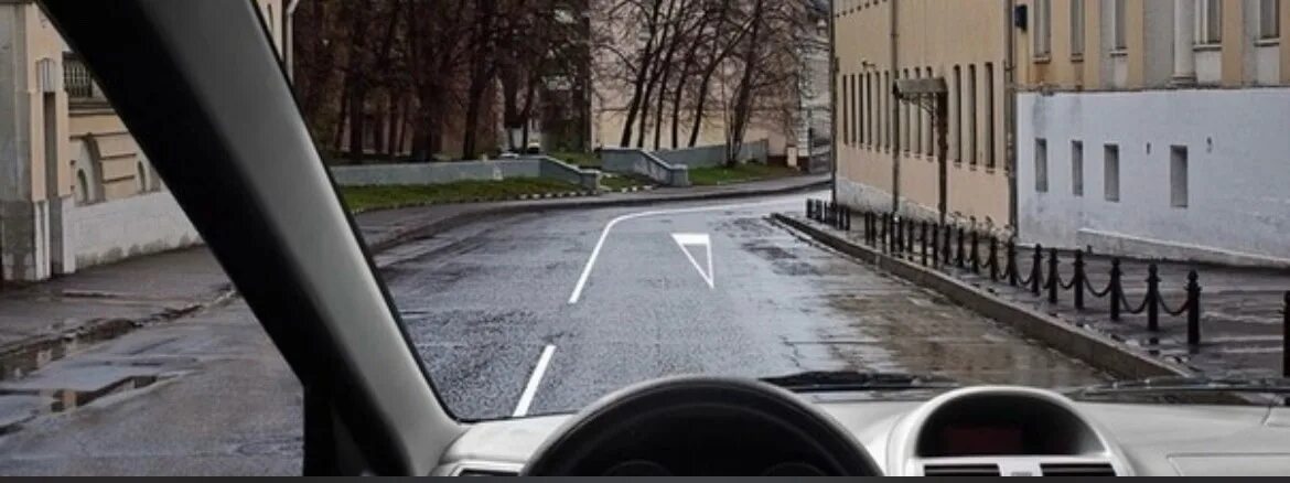 На этом участке дороги вам запрещено