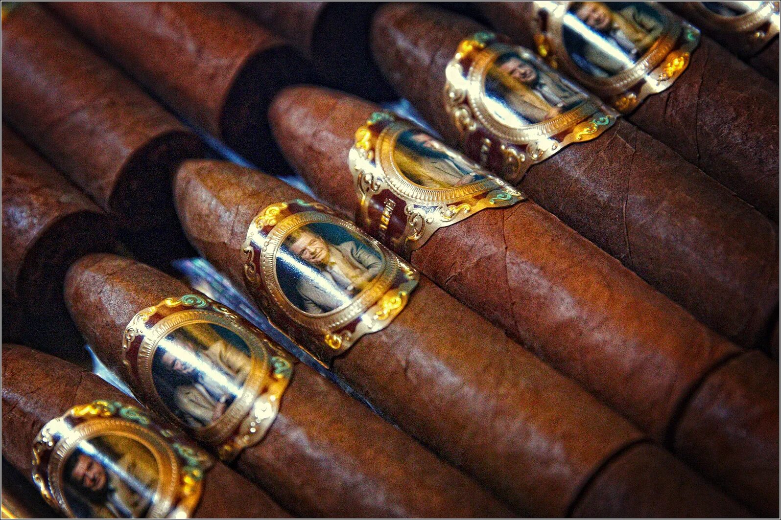 Сигара oro. Siglo de oro сигары. именные сигары. сигара вднх. сигара на бали.