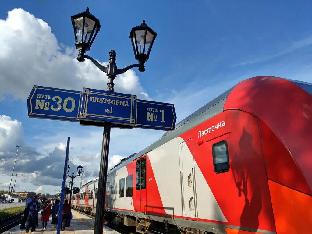 жд станция сортавала. жд сортавала. железнодорожная станция сортавала. вокзал на станции сортавала. сортавала центр станция.