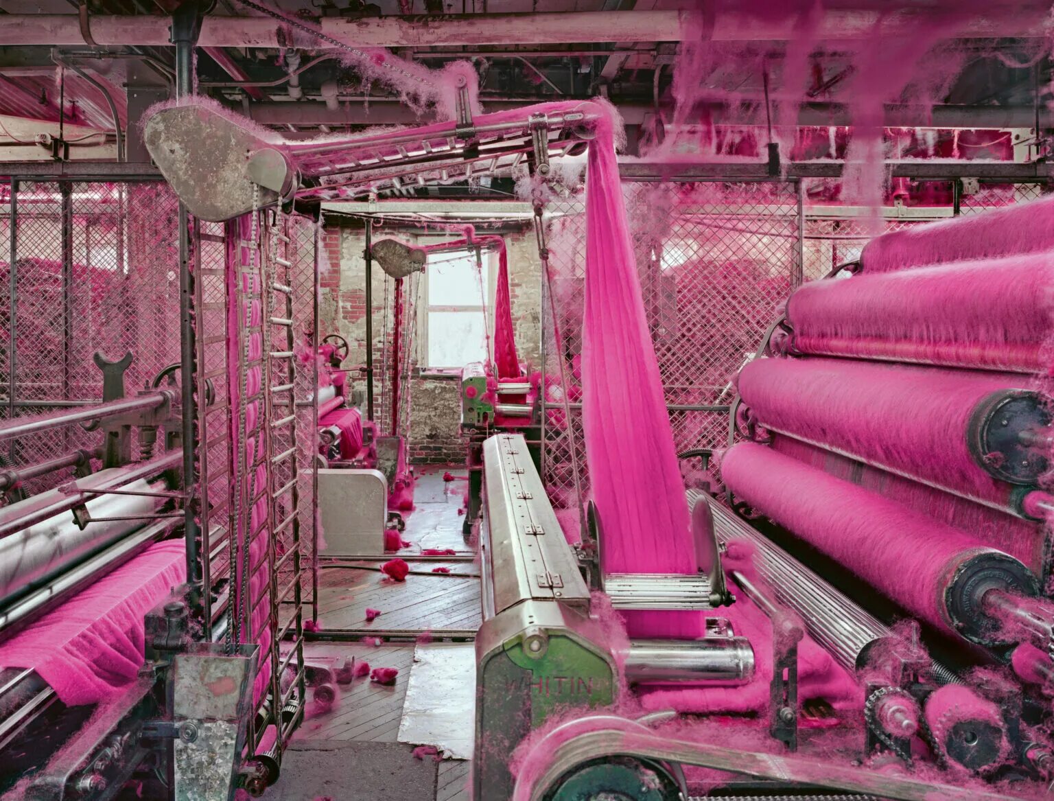 Производства текстильная продукция. Красильный цех ткацкой фабрики. Текстильная промышленность. Текстильное производство. Текстиль промышленность.
