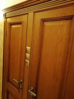 Установить две двери