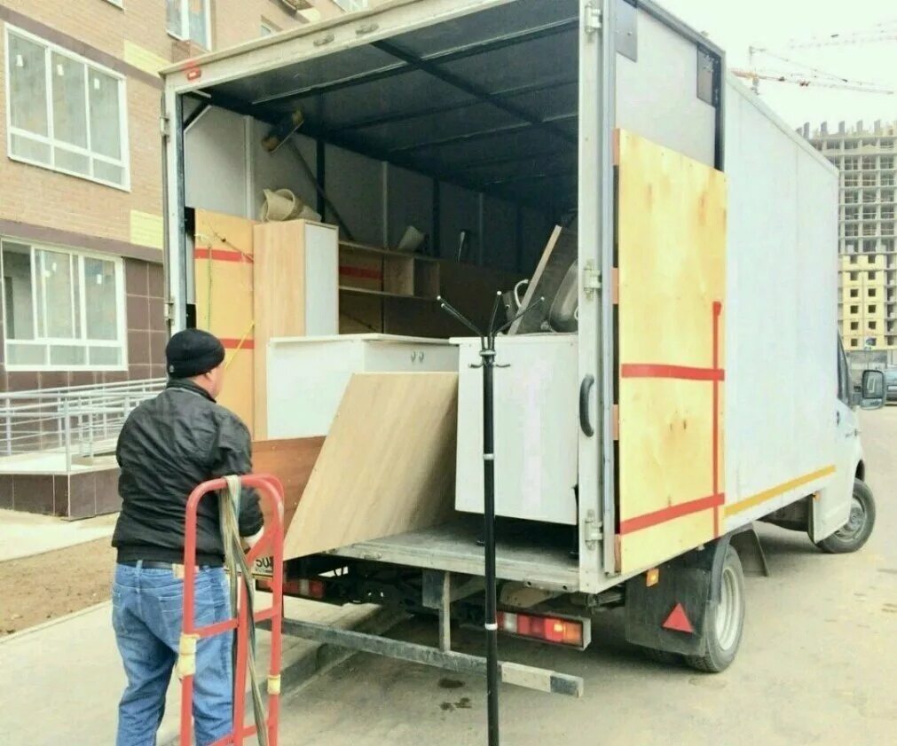 Перевезти шкаф. Перевозка шкафа сборка. Перевезти шкаф. Для транспортировки шкафов. Погрузка мебели.
