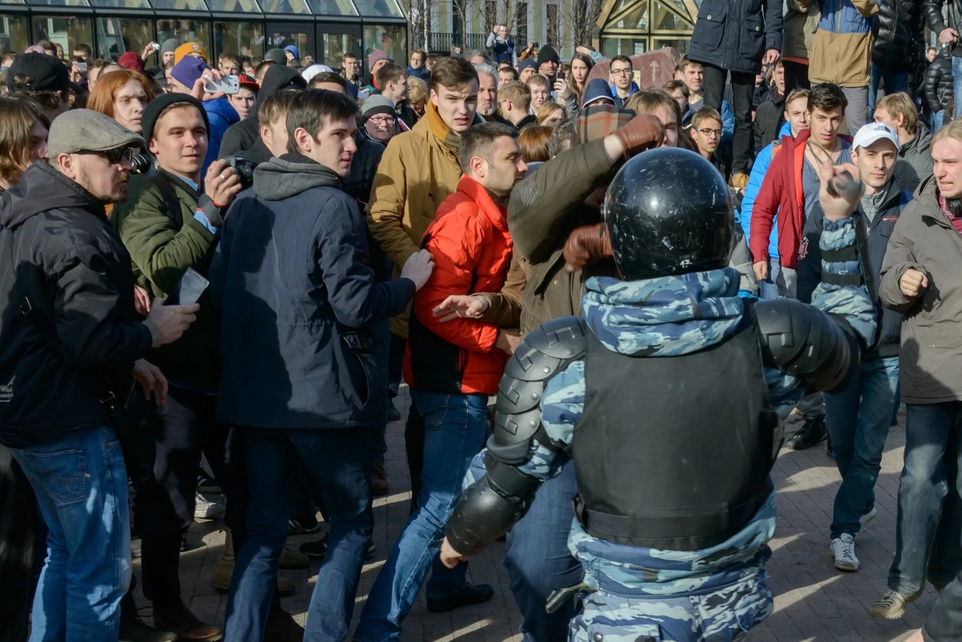 Были сегодня митинги в москве. Москва митинг 2009. Митинги в Москве в 2013 году. Митинг в Москве 1989.