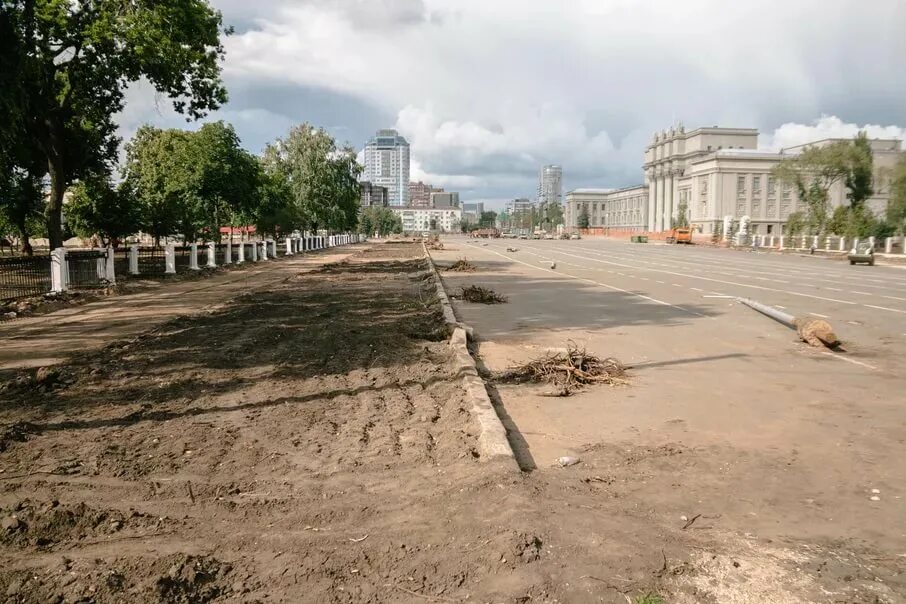 Площадь починка. Сквер куйбышева самара. площадь куйбышева скверы. сквер площадь куйбышева самара. коммунальная площадь самара.