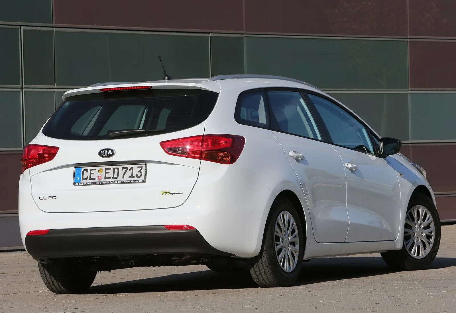 Стекло киа сид универсал. Kia Ceed SW 2013. Kia Ceed 2022 универсал. Kia Ceed 2013 универсал. Киа СИД универсал SW 2013.