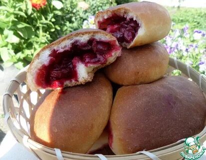 Пирожки с вишней виды
