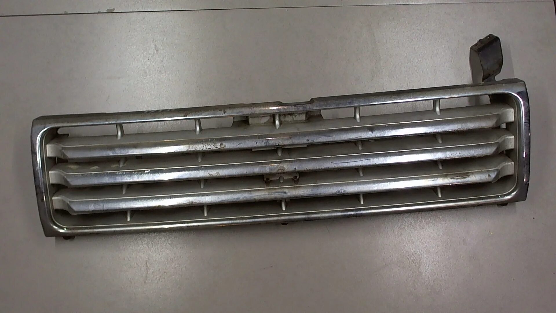 Решетка радиатора паджеро спорт 1. Решетка паджеро 2. Решетка паджеро 2. Передняя решетка паджеро 1. Решетка радиатора mitsubishi pajero.