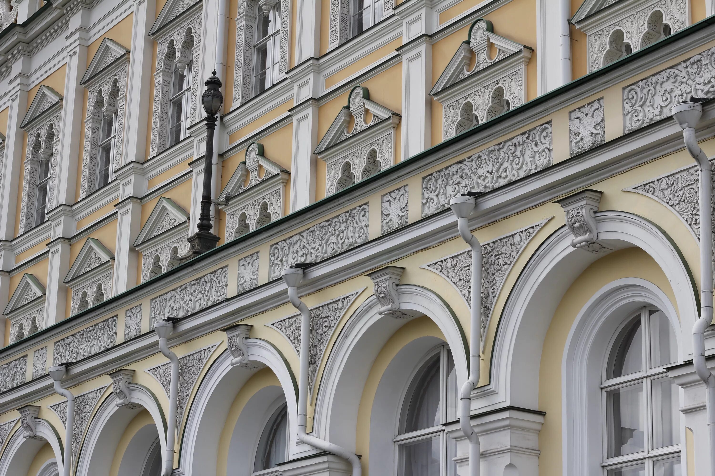 Узнать историю здания. Союз московских архитекторов гранатный переулок. аркада в архитектуре. аркада в исторических зданиях. лоджии на аркадах в архитектуре.