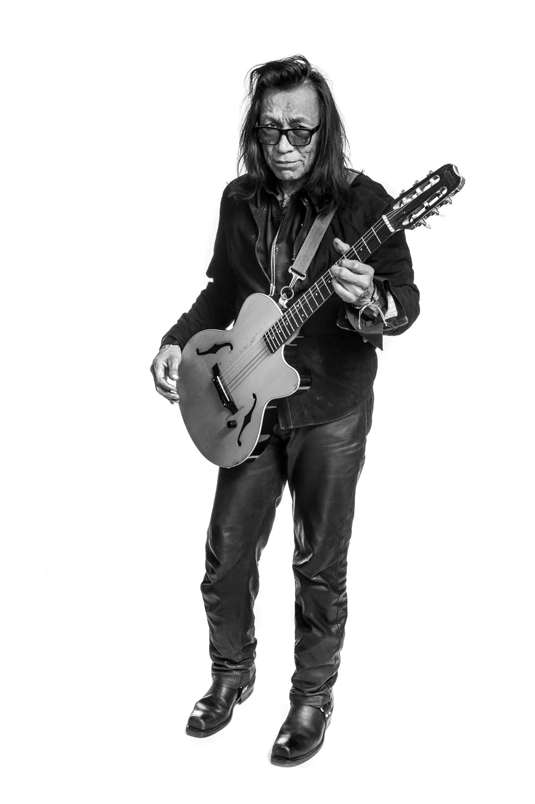 Rodriguez sugar. Сиксто родригез. rodriguez музыкант. родригес певец 70-х. родригез sugar man.