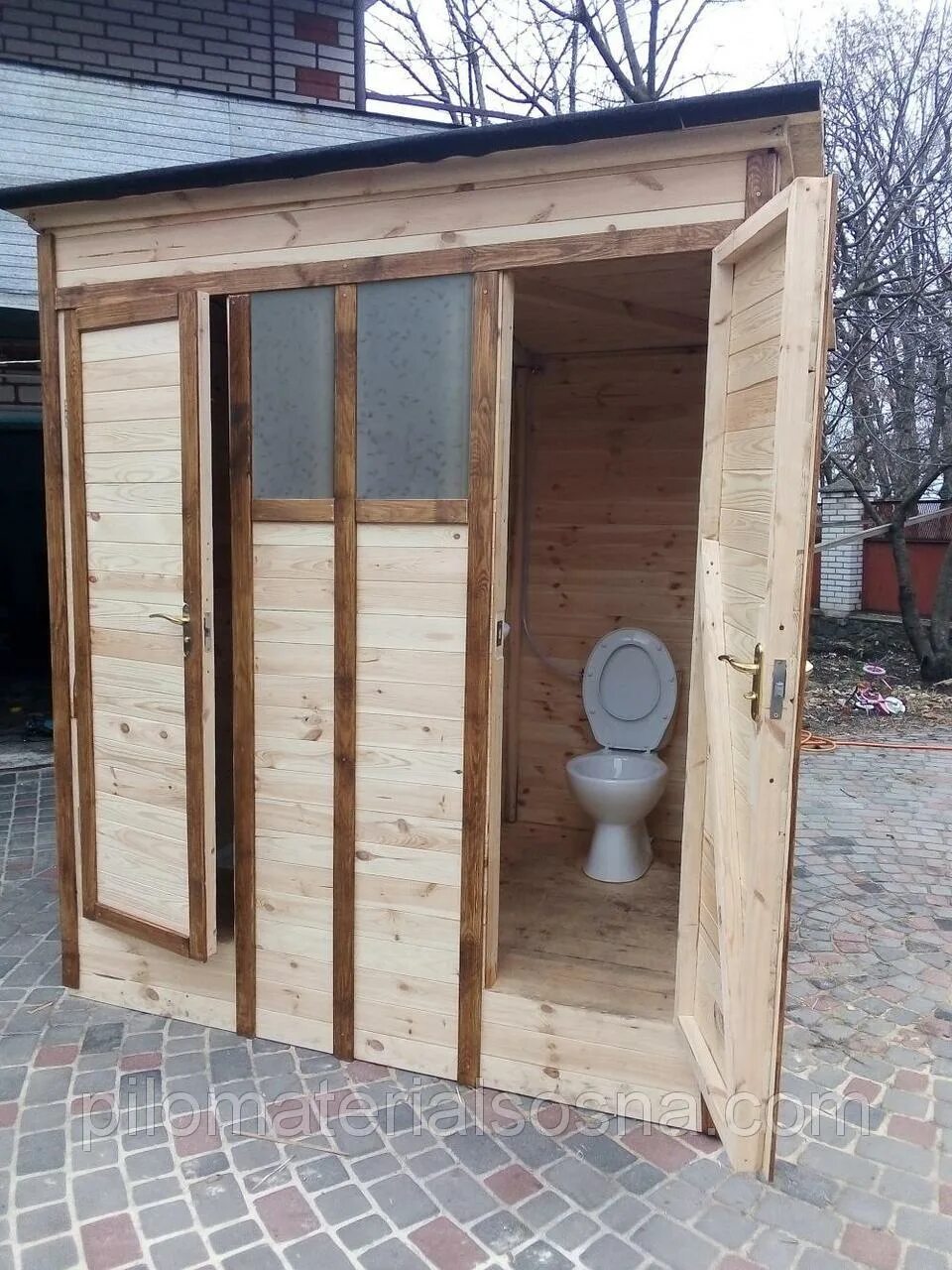 Туалет дачный м1295. Туалет с душем для дачи. Туалет и душевая для дачи деревянный. Летний туалет купить