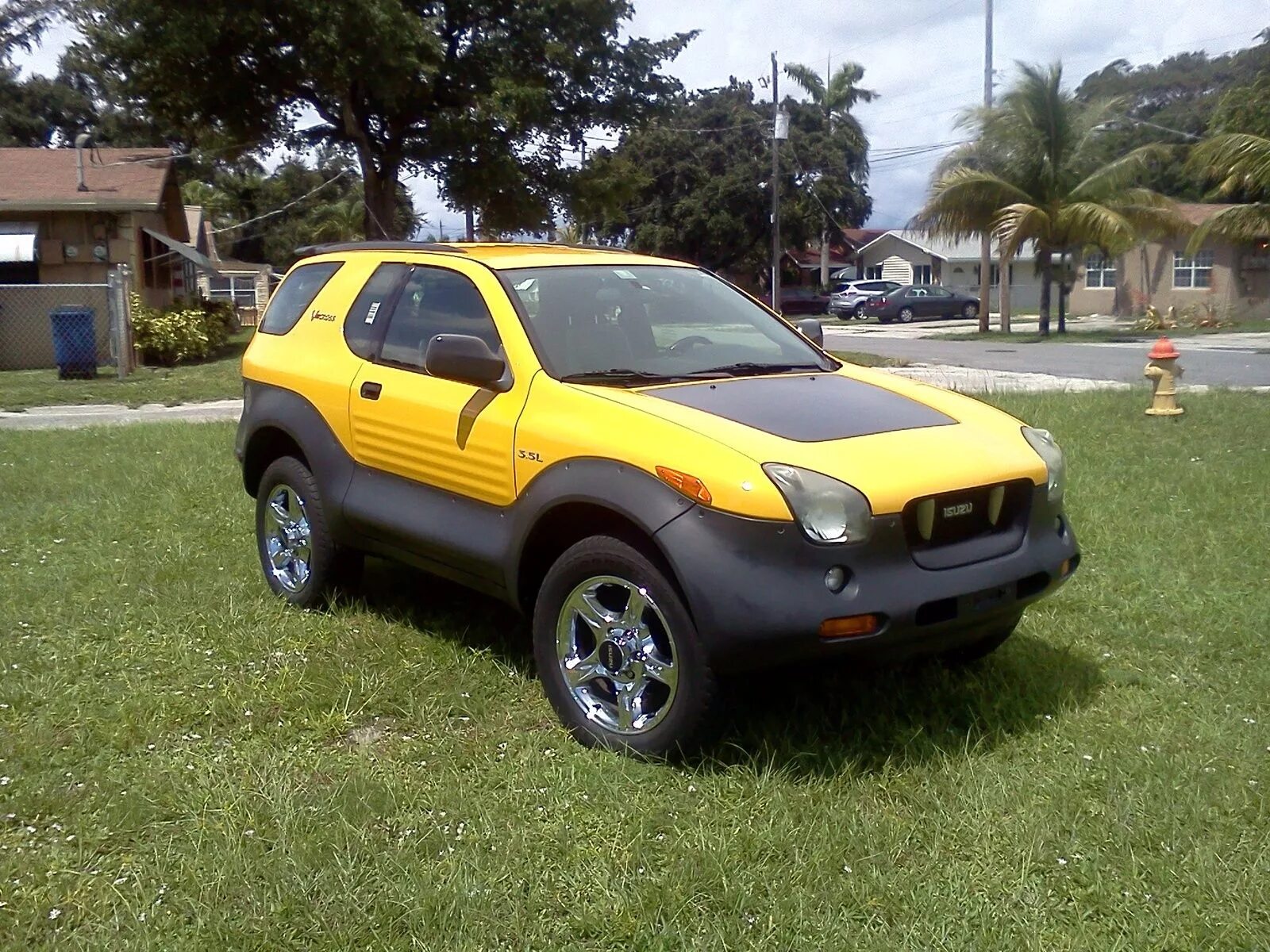 Купить машину кросс. Isuzu VEHICROSS. Isuzu VEHICROSS 2001. Исудзу ви-кросс. Машина Исузу вехи кросс.