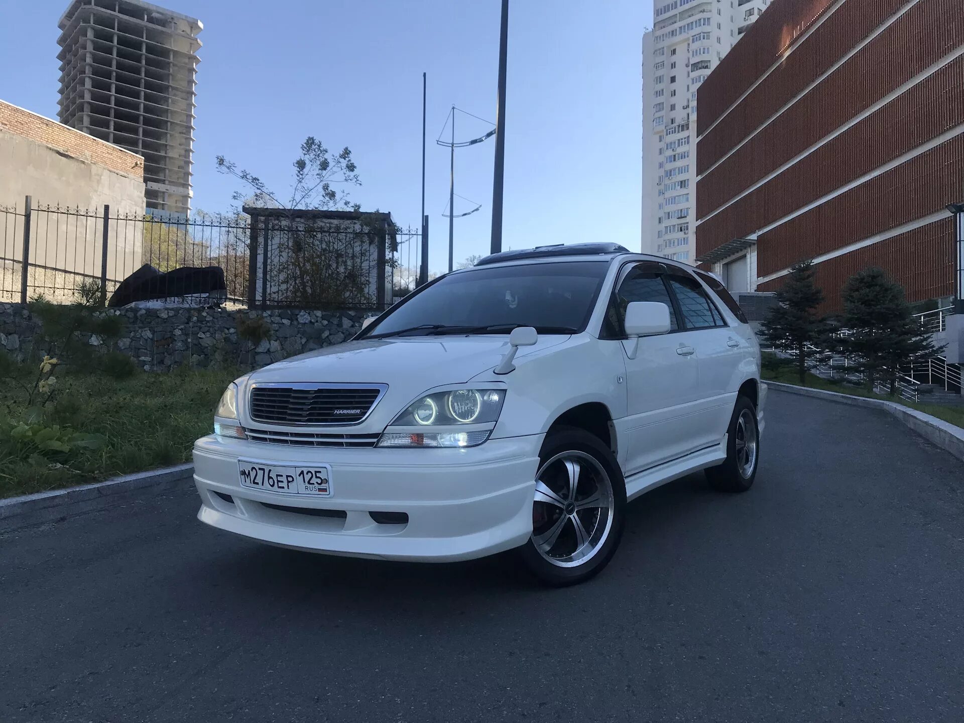 Харриер 98 год. Toyota Harrier 1999 2.2. Toyota Harrier 10. Toyota Harrier 1998. Harrier Toyota 10 кузов.