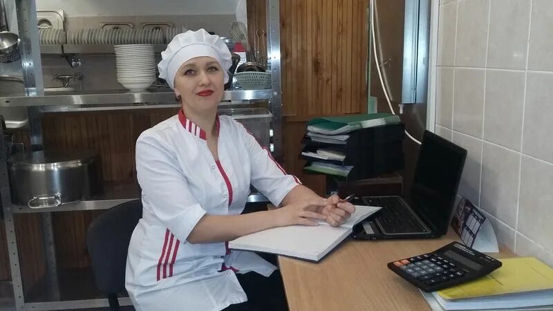 вакансии зав производством общепит. заведующий столовой повар. повар общепита. цех общественного питания. вакансии зав производством общепит.