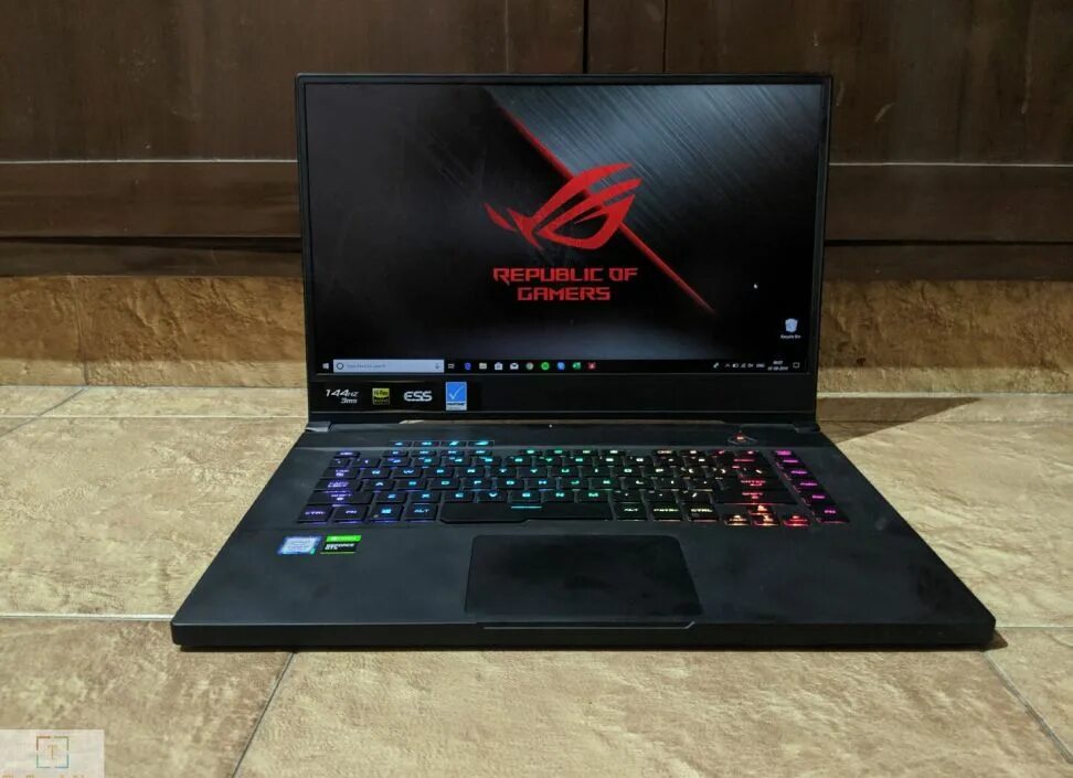 Ноутбук asus rog zephyrus g16. ASUS ROG Zephyrus 2019. ASUS ROG Zephyrus m. ASUS ROG Zephyrus Bags. ASUS ROG m16.