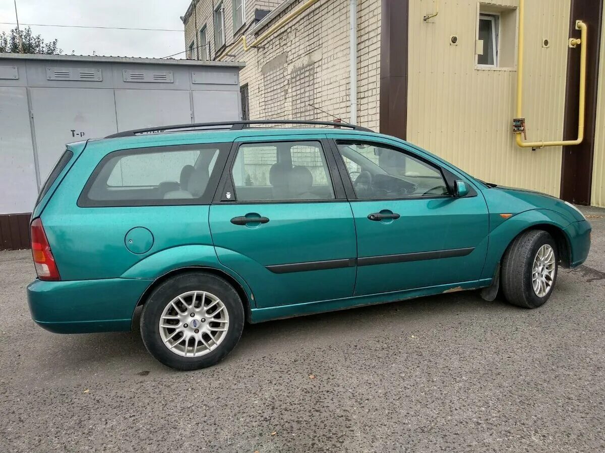 Форд фокус 1 универсал 1.8. Ford Focus 2000 универсал. Форд фокус 1 универсал 2000. Ford Focus 1 зеленый. Форд фокус 1 универсал зеленый.