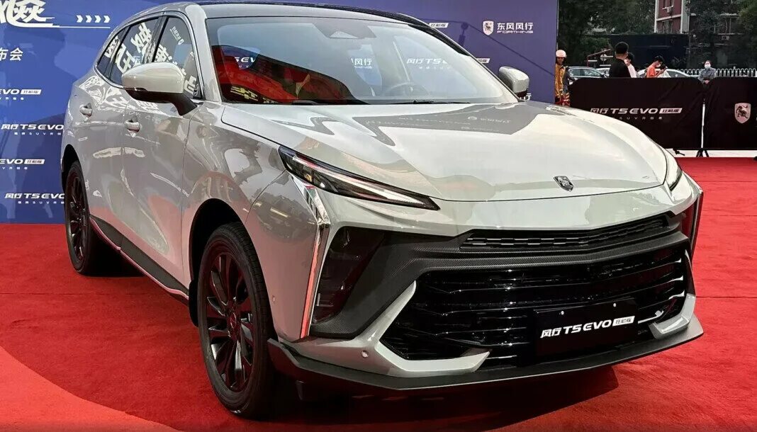 Forthing t5 1.5 at 2025. Forthing t5 кроссовер. dongfeng forthing t5 evo. dongfeng новые модели. новинки авто 2025.