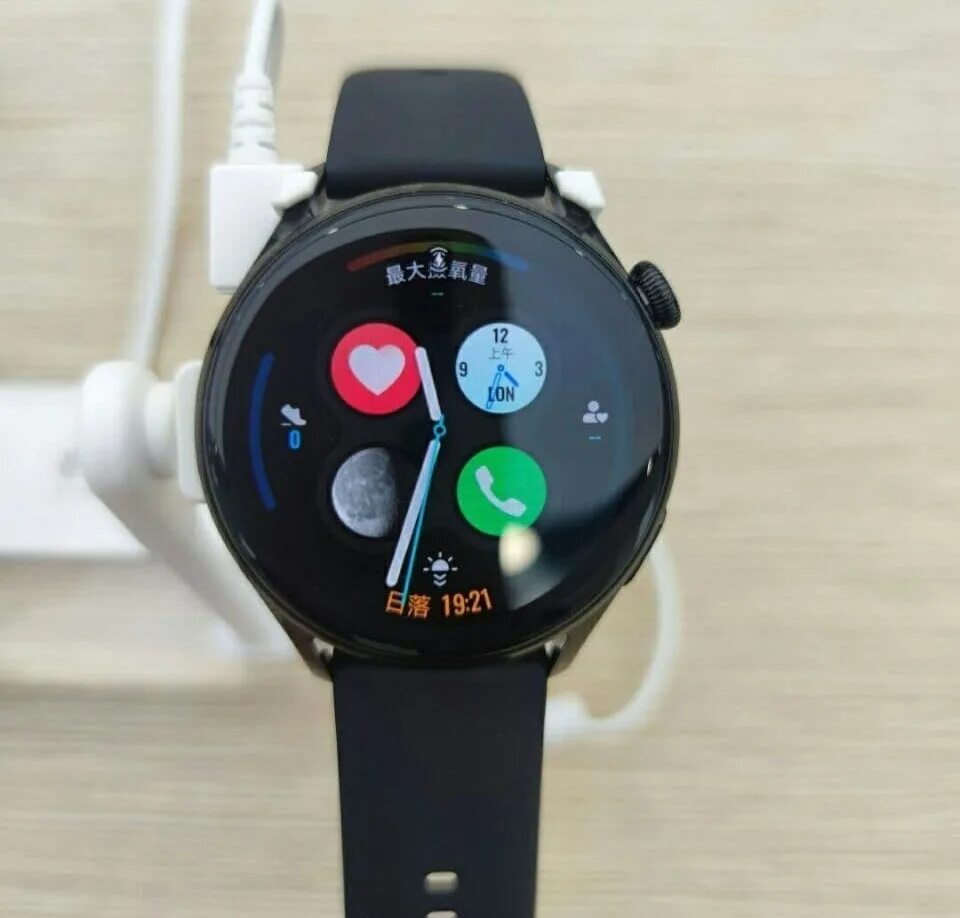 Samsung galaxy watch 5 pro vs huawei watch gt 3 pro. Huawei watch 3 pro vs samsung. Самсунг галакси вотч 3. Samsung galaxy watch 3 huawei. Часы самсунг галакси вотч 3.