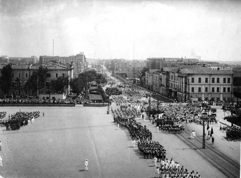 Чкаловский площадь. Екатеринбург Свердловск, площадь 1905 года.. Свердловск 1930. Свердловский горсовет 1930 годы. Свердловск в 1930 годы.