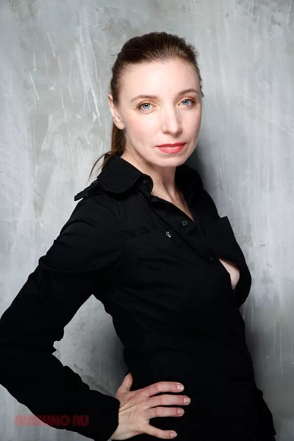 Юрасова актриса солдаты. Жена шматко. Жена шматко. Жена шматко фото. Жена шматко фото.