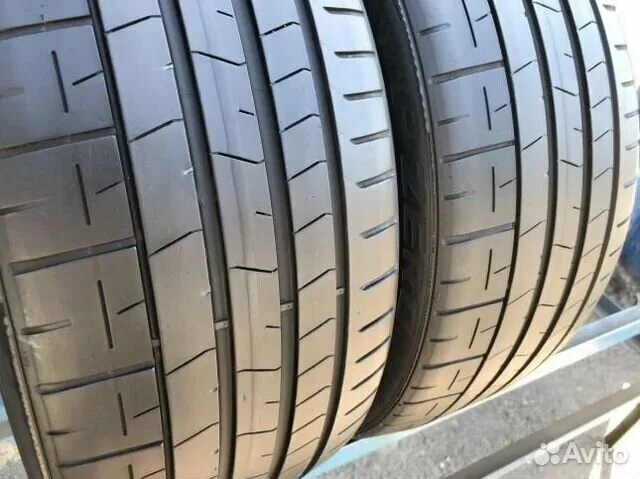 Pirelli luxury saloon. Pirelli p Zero pz4. Pirelli p Zero 245/40 r19 94y. 245 40 19 Pirelli. 235/35/19 Pirelli p Zero.