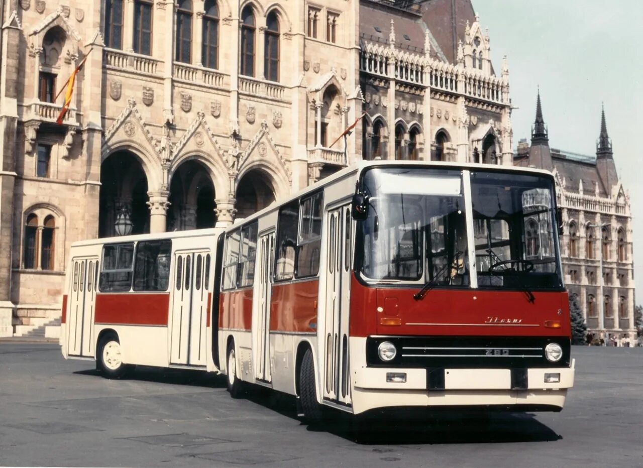 Ikarus 280. Икарус автобус гармошка 280. Икарус 280 гармошка. Ikarus 280.84.