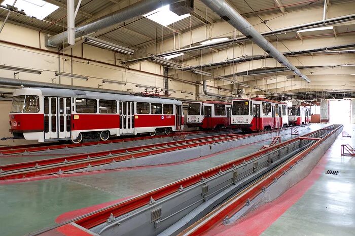 Краснопресненское трамвайное депо мосгортранс. Трамвайное депо красная пресня. Сайт трамвайного депо. Москва трамвайное депо имени апакова. Депо апакова в москве.