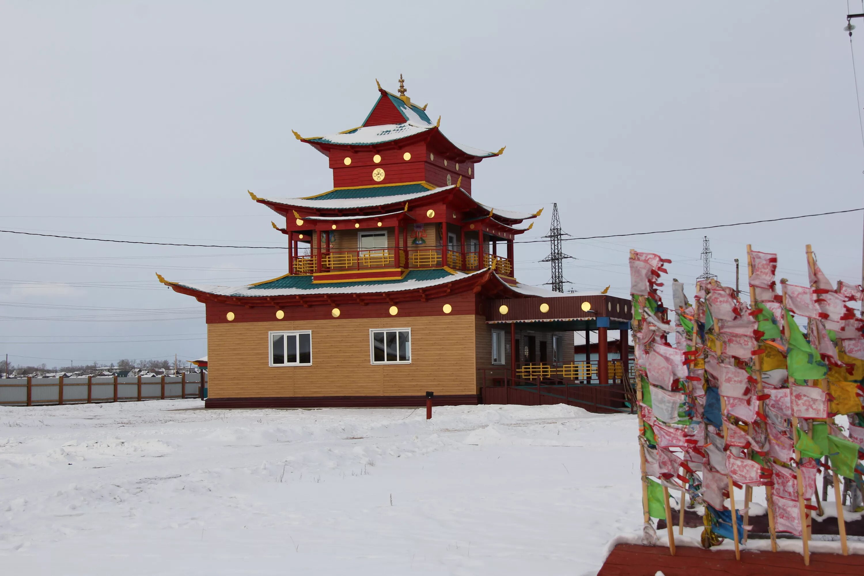 усть ордынский дацан. поселок усть ордынский бурятский дацан. нижний торей церковь. поселок усть ордынский бурятский дацан. усть-ордынский (абаганатский) дацан в иркутской области.