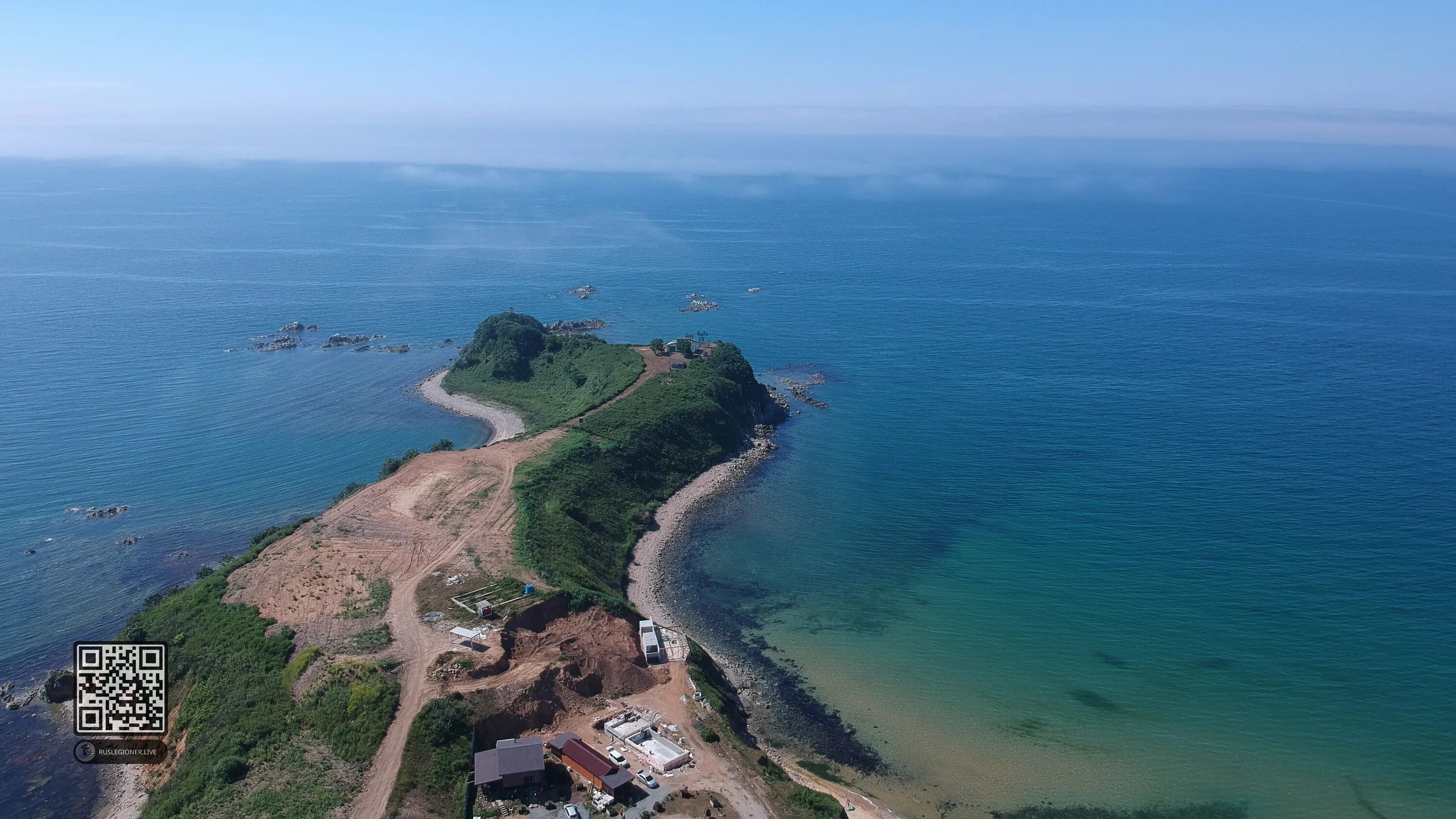 Морские базы отдыха приморского края. Мыс Пещурова Ливадия Приморский край. Ливадия Южно морской Приморский край. Поселок морской Приморье. База рыжий кит Приморский край.