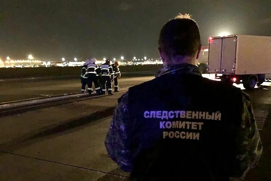 Сбили человека самолетом. Самолет сбил человека в Шереметьево. В Шереметьевской сбили человека.