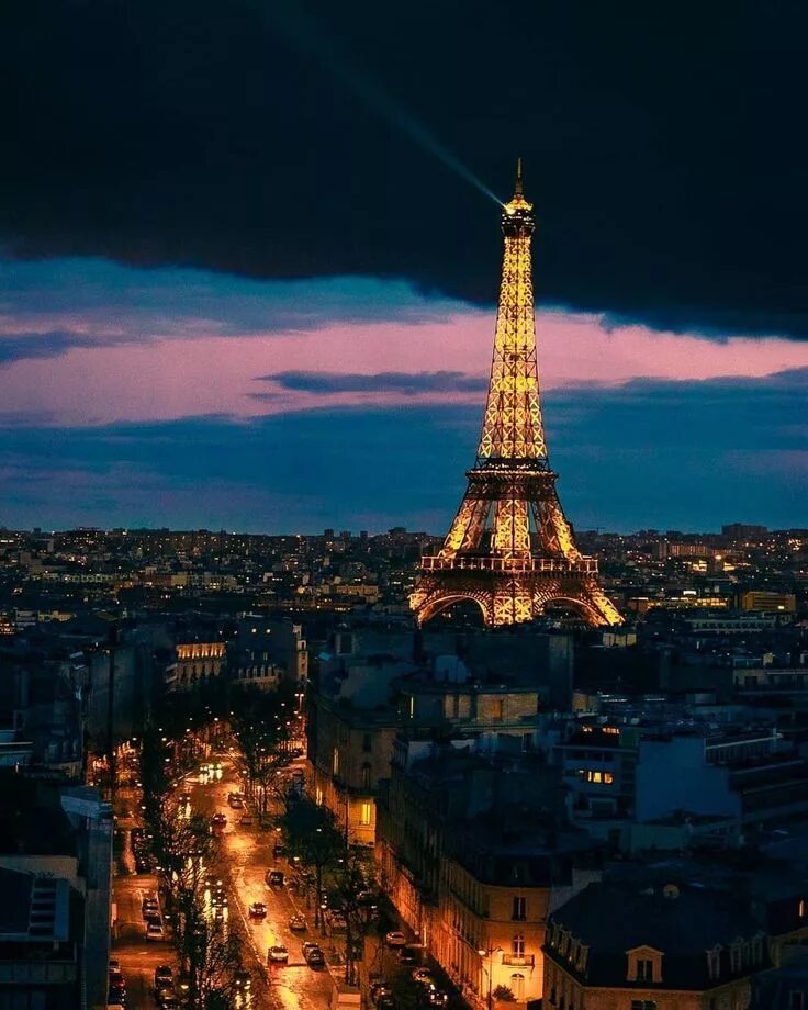 France pictures. Париж столица Франции. Эйфелева башня в Париже -столице Франции. Франция Лион Эйфелева башня. Эйфелева башня в Париже фото.