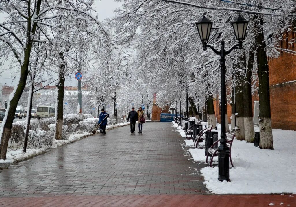 Погода в нижнем новгороде в феврале. Верхневолжская набережная зимой. Нижний Новгород зимой. Зимний Нижний улицы. Улица зимой.