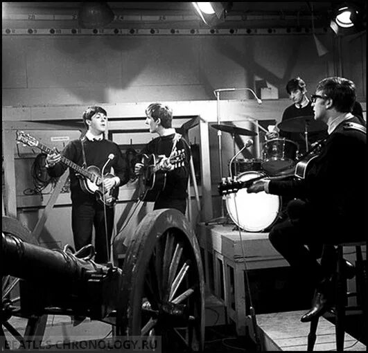 Самое первое выступление. Beatles in studio 1962. beatles granada. теледебют группы «the beatles» на канале bbc 1962. 1962 — первое выступление «the beatles» в «star club»..