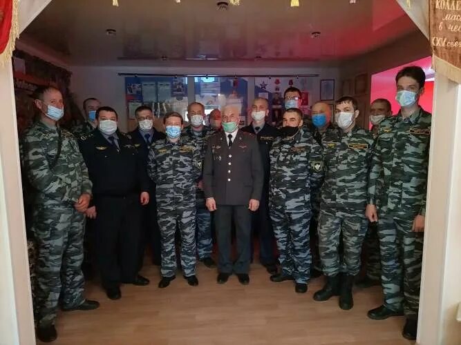 Работа сторожем в комсомольске. Мужчина 56 лет. Работа в комсомольске на амуре вакансии. Работа сторожем в комсомольске. Организации комсомольска на амуре охранные.