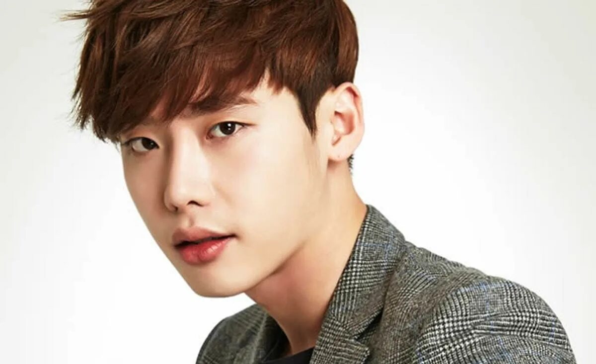 Корейский актер ли чон сок. Корейский актер ли чон сок. Ли чон сок. Чон сок джин. Ли чон сок с длинными волосами.