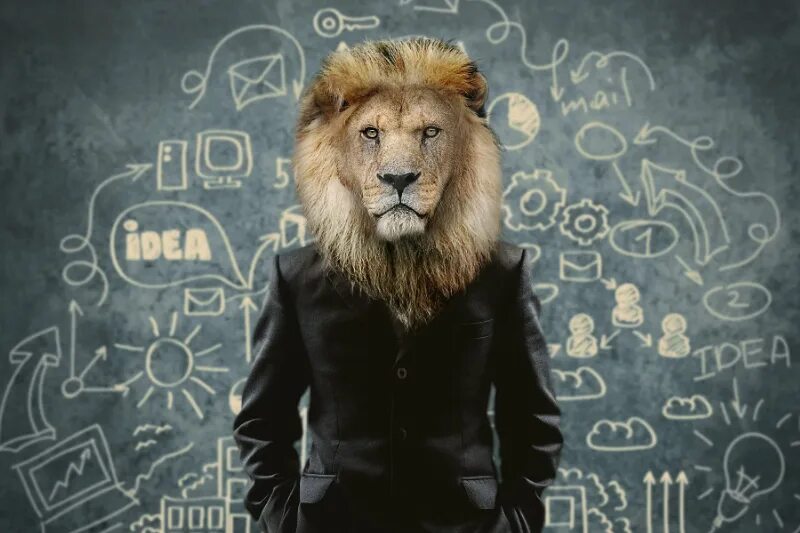 Человек лев статуэтка. Парень с головой льва. Реклама мерседес со львом. Бизнесмен лев. Лев бизнесмен.