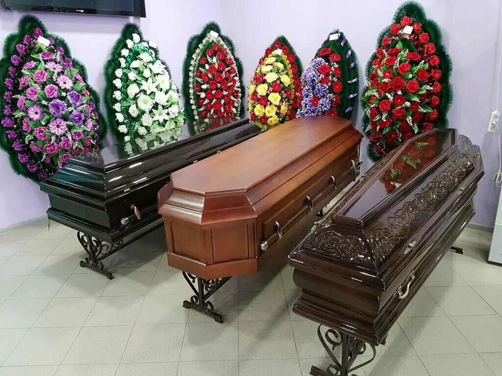 ритуальные услуги. интерьер похоронного бюро. ритуальные услуги. р ритуальные услуги. ритуальные услуги.