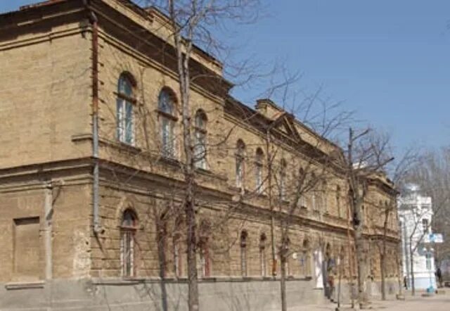 Гимназия евпатория. Гимназия евпатория