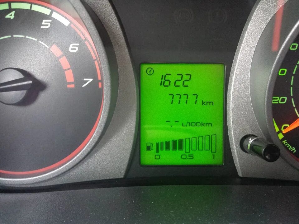 Температура воздуха калина. Датчик температуры калина 2. Температура воздуха калина. Индикатор охлаждающей жидкости калина 2. Впуск забор воздуха 2110.