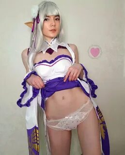I think this #dress is just in the way 😊 fans.lywebtolove #Emilia #ReZero...