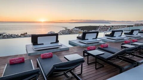 Hideaway hotel