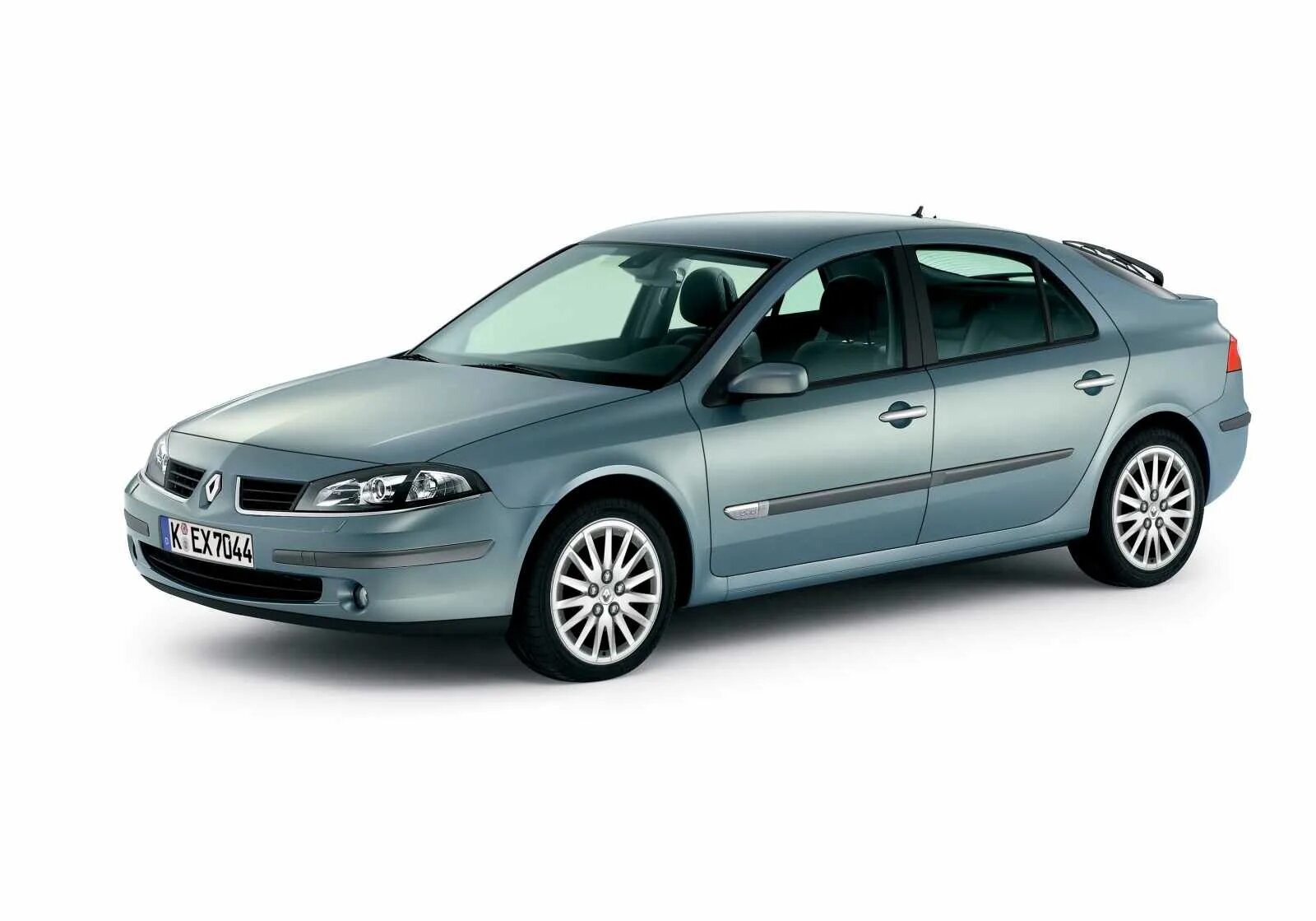 Купить renault laguna 2. Рено Laguna 2. Renault Laguna 2006. Рено Лагуна 2 2006. Renault Laguna II 2001.